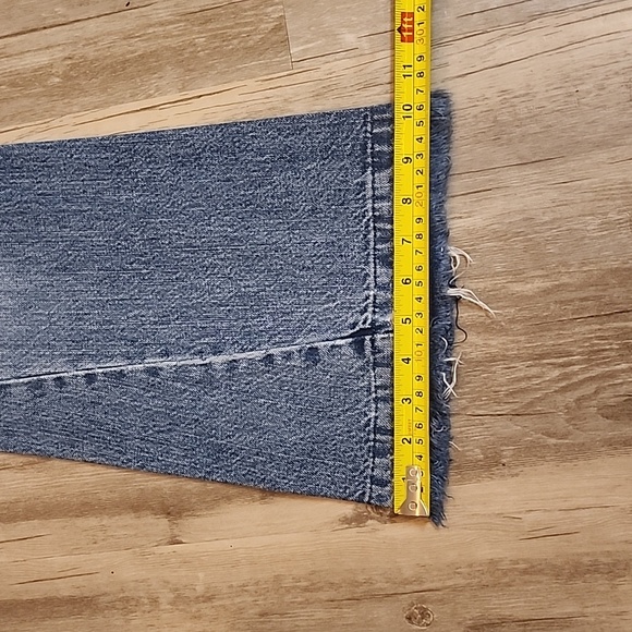 Unionbay Y2K Vintage 90s Flare Leg Distressed Jeans, Size 7 - Picture 11 of 11